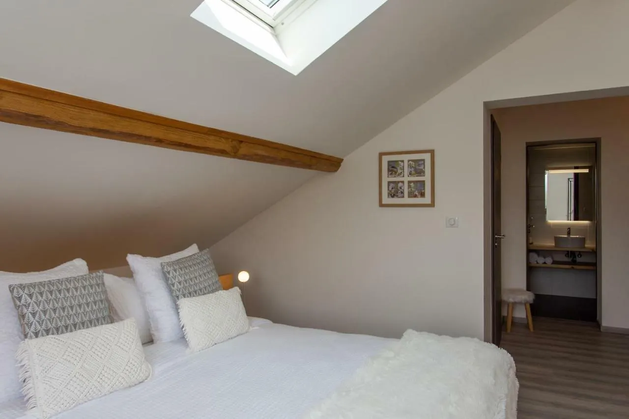 Amodo Lodge - Maison D'Hotes Saint-Paul-en-Chablais Bed & Breakfast